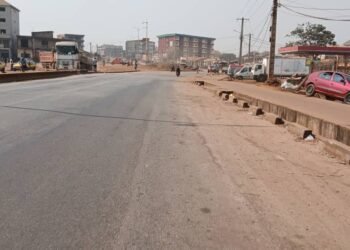 Manifestation des Forces Vives: 14h 10 notre constat sur l&rsquo;axe le prince.