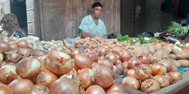 Flambée des prix des denrées alimentaires : Le cri de détresse des femmes commerçantes