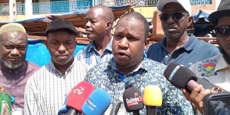 Incendie au Grand Marché de Madina : Le Syndicat des Commerçants de Guinée Propose des Solutions pour Prévenir de Tels Drames.