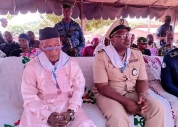 Meurtre de Dame Adama Konaté : Le Ministre Yaya Kaïraba Kaba apporte son soutien aux proches de la victime à Kankan.