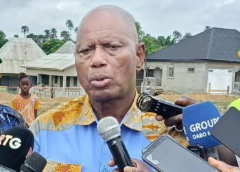 Boubacar Yacine Diallo réaffirme la liberté de la presse et l&rsquo;importance de l&rsquo;éthique à N’Zérékoré