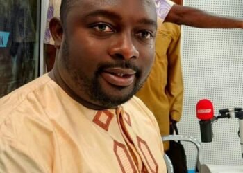 Soutien à Doumbouya : Youssouf Camara dénonce une “coalition de politiciens opportunistes”