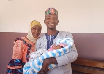 Coyah : Première réaction de dame Dalanda après avoir retrouvé son bébé Binta