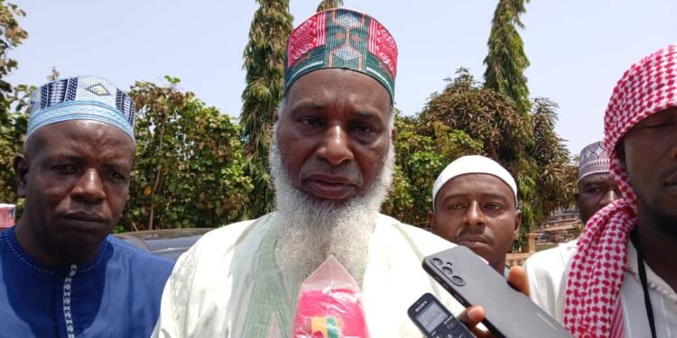 Société : Le recours à la chirurgie esthétique pour augmenter la taille des seins, quel est le jugement de l&rsquo;Islam ? La réponse d&rsquo;un imam.