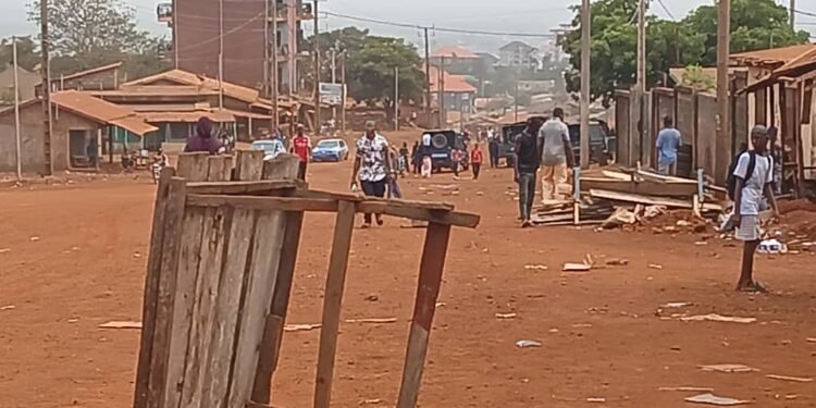 Conflit Foncier à Gomboya : Témoignages poignants de Hadja Aye Lama Diallo fonctionnaire à la retraite.