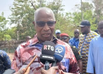 Le Premier ministre poursuit sa tournée d&rsquo;immersion : halte stratégique à Koundara pour le recensement biométrique et l’évaluation des infrastructures
