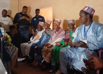 Visite du Premier ministre à Gaoual : entre sensibilisation au recensement biométrique et doléances locales
