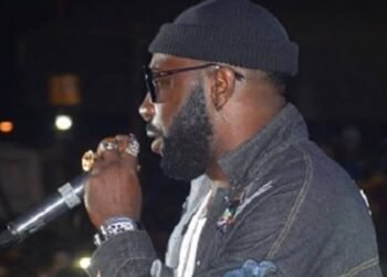 Oudy 1er met la Guinée à l’honneur avec son nouveau clip « Guinée Puissance »