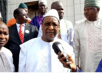 Lansana Kouyaté critique la fragilité des partis politiques : « Dès que le président fondateur disparaît, le parti s’éteint ».