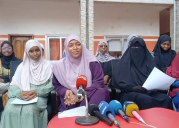 Examens nationaux : le Collectif « Ne Touche Pas à Mon Voile » appelle au respect des accords sur le port du voile.