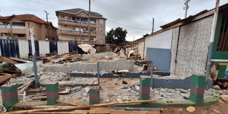 Yattayah Fossidet : Inquiétudes après la démolition controversée de la maison des jeunes