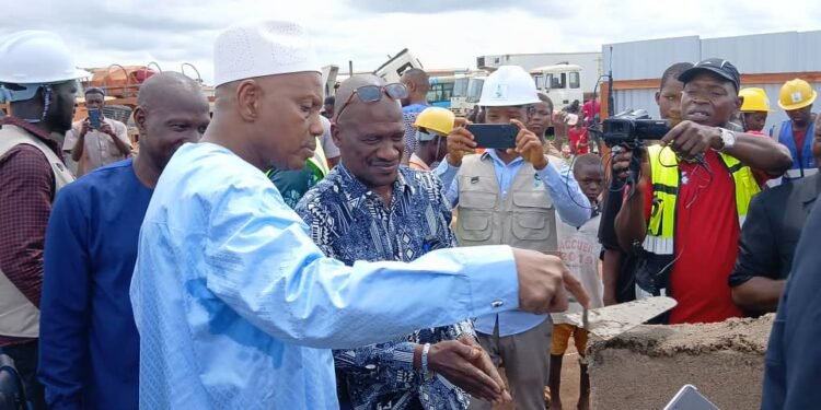 Kankan : La HAC pose la première pierre de son siège régional pour une presse décentralisée et responsable.