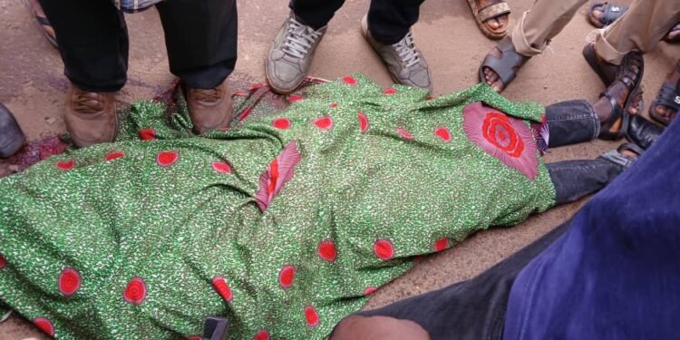 Dabondy : Un motard mortellement percuté par un véhicule des forces de l&rsquo;ordre, la circulation paralysée