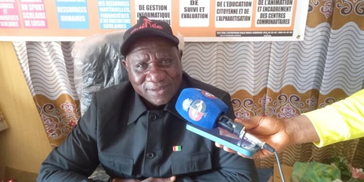 Faranah : 5 846 candidats, dont 2 401 filles, entament les épreuves du Certificat d&rsquo;Études Élémentaires (CEE).