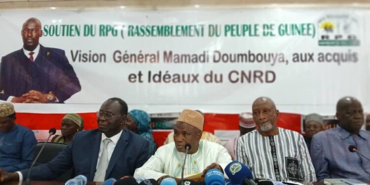 RPG : Mamadi Doumbouya à la tête du parti ? « Si tel est son souhait, cela est possible », affirme Mbany Sangaré.
