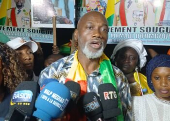 Renforcement du soutien à Mamadi Doumbouya : les mouvements pro-CNRD s&rsquo;organisent à l&rsquo;international, première étape en Angola.