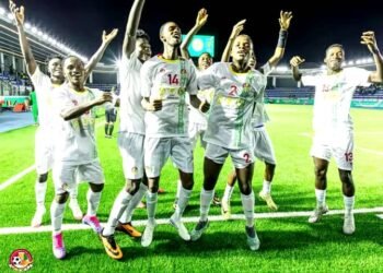 Titre : CAN MINI FOOT : La Guinée fait le hold-up en s&rsquo;imposant 4-1 contre le Nigeria.