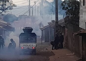 Urgent Drame à Sonfonia : Une altercation entre jeunes tourne au tragique, la population en colère.   
