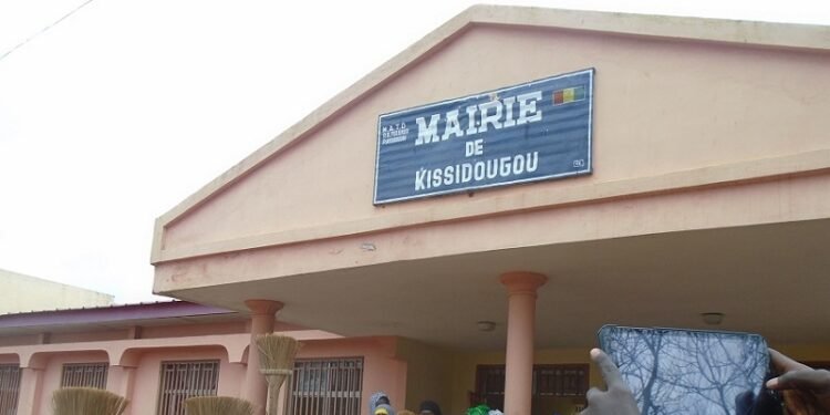 Kissidougou : Grave crise de gouvernance à la mairie, des conseillers accusent l’exécutif de détournement de fonds publics