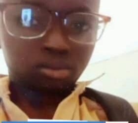 Kankan : La famille de Sékou Diallo, 13 ans, exige justice après son décès suspect.