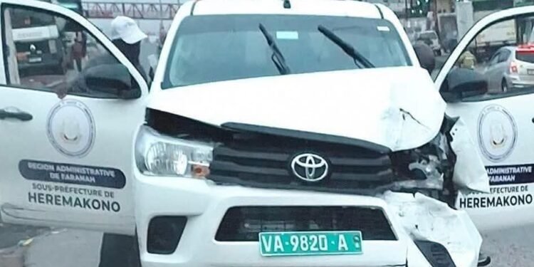 Faranah : Le sous-préfet de Heremakono raconte comment son véhicule a été endommagé moins de 24h après sa remise