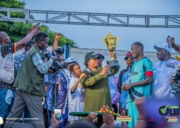 Camapagne Référendum à Dubréka : quand Fatima Camara mise sur le sport pour promouvoir la citoyenneté.