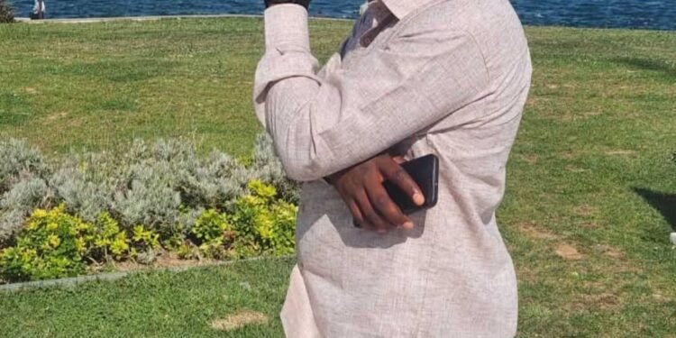 Les politiciens, Guinéens, exploitent souvent leurs militants à leur propre bénéfice.    