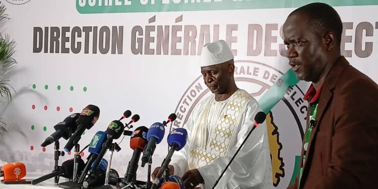 Publication des résultats du référendum : le OUI l’emporte avec 89,38% contre 10,62% pour le NON.