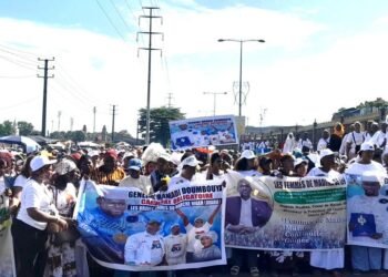 Élections en Guinée : Les femmes de Matam réclament la candidature du président Mamadi Doumbouya   