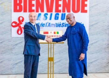 Conakry : Signature de l’accord pour le Centre de Médecine Conjoint Sino-Africain