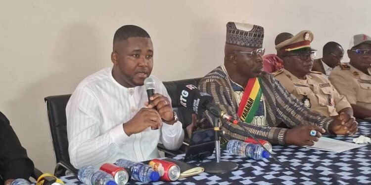 ๐
๐๐ซ๐๐ง๐๐ก : ๐ฅโ๐๐๐
๐ ๐ซ๐๐ง๐๐จ๐ซ๐๐ ๐ฅ๐๐ฌ ๐๐๐ฉ๐๐๐ข๐ญรฉ๐ฌ ๐๐๐ฌ ๐๐๐๐ซ๐๐ฌ ๐๐ญ ๐๐ ๐๐ง๐ญ๐ฌ ๐๐๐ฌ ๐ฌ๐๐ซ๐ฏ๐ข๐๐๐ฌ ๐รฉ๐๐จ๐ง๐๐๐ง๐ญ๐ซรฉ๐ฌ ๐ฌ๐ฎ๐ซ ๐ฅ๐ ๐ ๐จ๐ฎ๐ฏ๐๐ซ๐ง๐๐ง๐๐ ๐ญ๐๐ซ๐ซ๐ข๐ญ๐จ๐ซ๐ข๐๐ฅ๐ ๐๐ญ ๐ฅโ๐๐๐ฆ๐ข๐ง๐ข๐ฌ๐ญ๐ซ๐๐ญ๐ข๐จ๐ง ๐ฉ๐ฎ๐๐ฅ๐ข๐ช๐ฎe