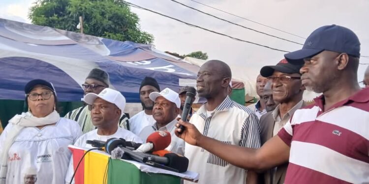 Présidentielle du 28 décembre : l’AFP de l’honorable Aboubacar Soumah assure la victoire de son candidat Mamadi Doumbouya.