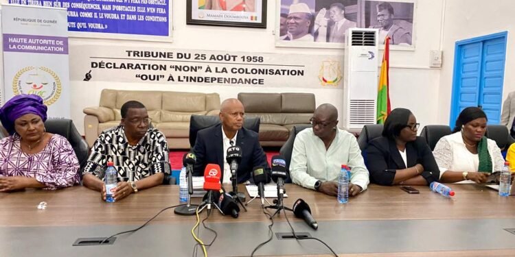 Présidentielle en Guinée : le président de la HAC reçoit les acteurs politiques et précise les règles de couverture médiatique.