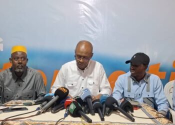 Présidentielle 2025 : Le candidat du FRONDEG conteste les résultats Ci-desous declaration.   