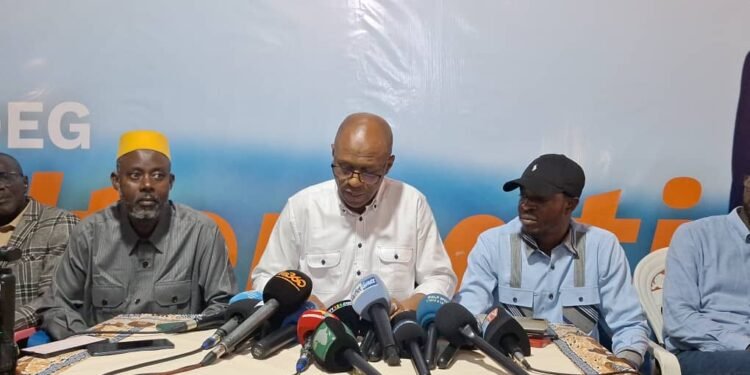 Présidentielle 2025 : Le candidat du FRONDEG conteste les résultats Ci-desous declaration.   