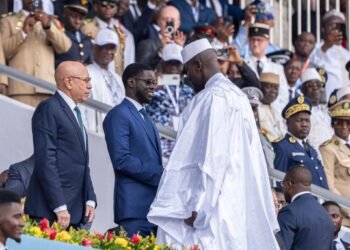 Investiture de Mamadi Doumbouya : le président sénégalais Bachir Diomaye Faye salue une étape majeure pour la Guinée