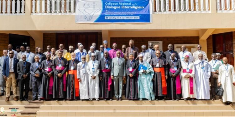 𝐋𝐞 𝐂𝐡𝐞𝐟 𝐝𝐮 𝐆𝐨𝐮𝐯𝐞𝐫𝐧𝐞𝐦𝐞𝐧𝐭 𝐥𝐚𝐧𝐜𝐞 à 𝐂𝐨𝐧𝐚𝐤𝐫𝐲 𝐥𝐞 𝐜𝐨𝐥𝐥𝐨𝐪𝐮𝐞 𝐫é𝐠𝐢𝐨𝐧𝐚𝐥 𝐬𝐮𝐫 𝐥𝐞 𝐝𝐢𝐚𝐥𝐨𝐠𝐮𝐞 𝐢𝐧𝐭𝐞𝐫𝐫𝐞𝐥𝐢𝐠𝐢𝐞𝐮𝐱