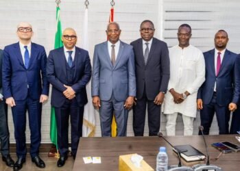 Le Premier Ministre reçoit le Directeur Général du FAGACE pour renforcer le financement des projets structurants   