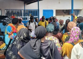 Hausse du prix du poisson à Kankan : les vendeurs dans la rue pour exiger une baisse.   