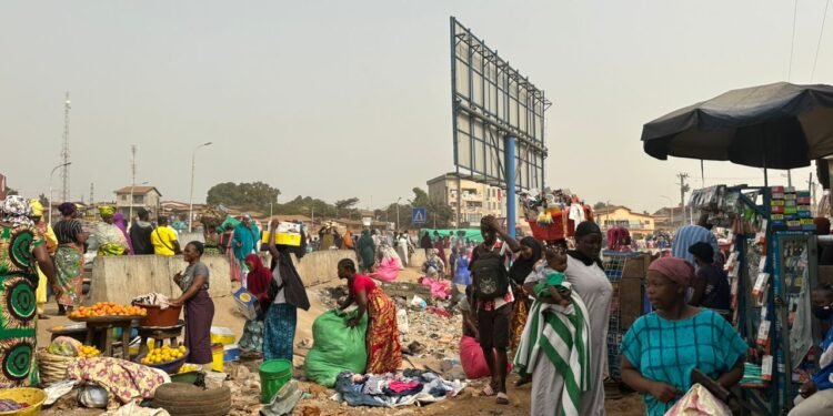 Déguerpissement dans le Grand Conakry : une injustice dénoncée par un groupe de femmes marchandes au KM36.