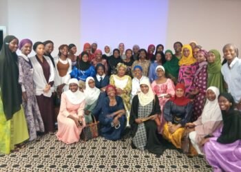 Passation de service au Club des jeunes filles leaders de Guinée : un nouveau chapitre s’ouvre.