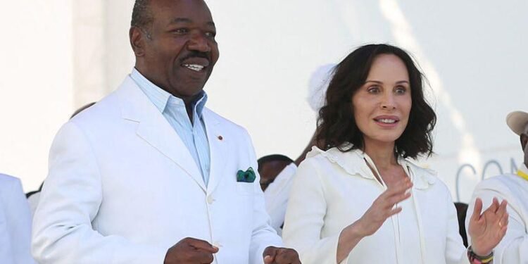 Enchaînée, frappée, terrorisée : l’ex-première dame du Gabon témoigne.   