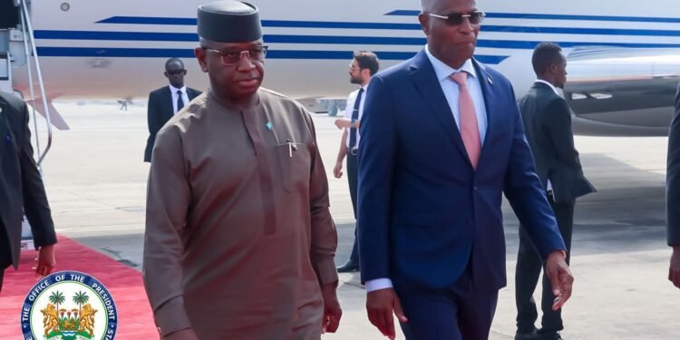 Guinée : Le président sierra-léonais Julius Maada Bio à Conakry pour un sommet de l’Union du Fleuve Mano.