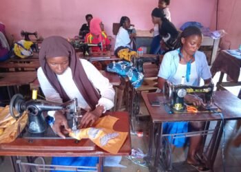 Fête de l’Eid El-Fitr : la galère des couturiers à quelques jours de la célébration.   