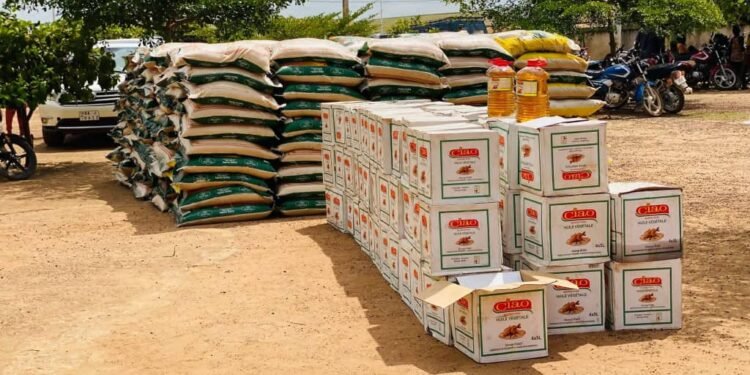 À Lola, un geste de solidarité interreligieuse renforce l’unité en pleine période de jeûne.   