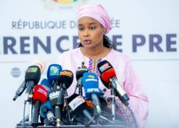 Guinée : une ouverture pour les acteurs politiques après la dissolution de leurs partis.