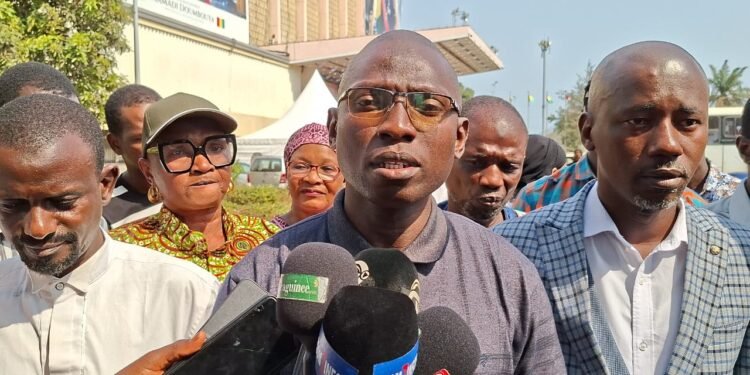 Grève au Parlement : malgré les pressions, les travailleurs maintiennent la mobilisation.   