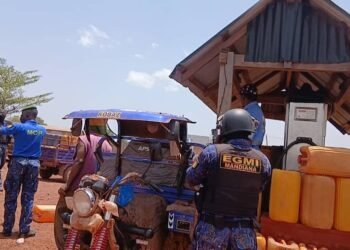 Mandiana : un pompiste interpellé à Missiman pour vente illégale de carburant.   