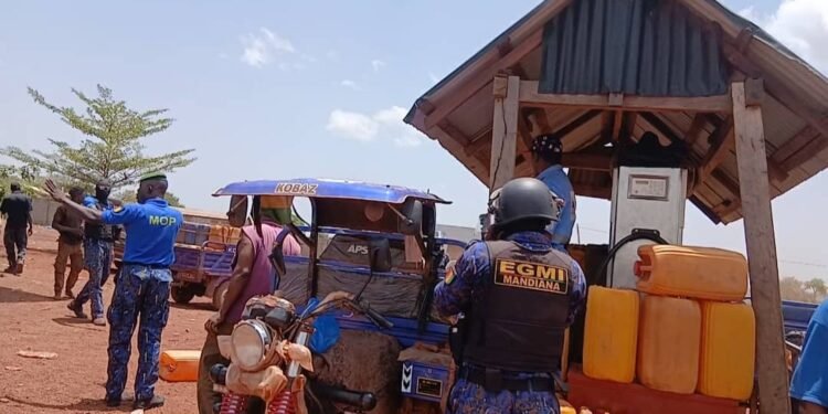 Mandiana : un pompiste interpellé à Missiman pour vente illégale de carburant.   