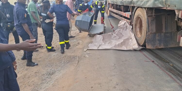 Accident de la circulation à Kagbelen : une jeune femme meurt écrasée par un camion